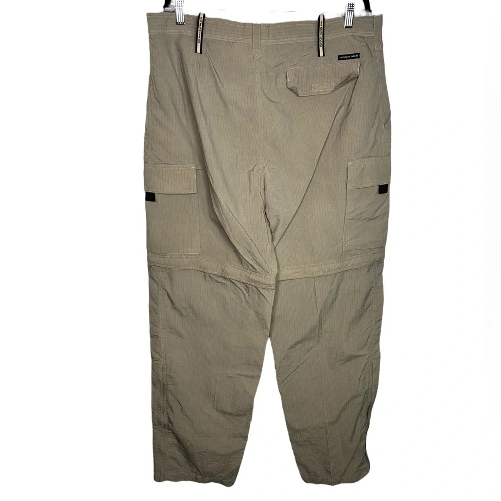 Men’s The North Face Convertible Rip Stop Cargo Pant Size 40